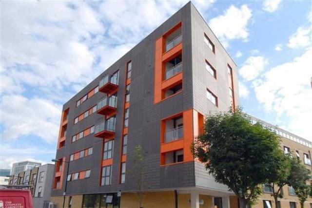  Image of 2 bedroom Apartment to rent in Devons Road London E3 at Parkview Court Metro East London, E3 3AN