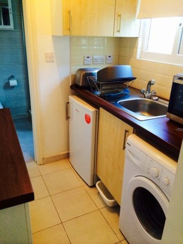  Image of Terraced house to rent in Parham Drive Ilford IG2 at PARNHAM DRIVE  GANTS HILL, IG2 6NA