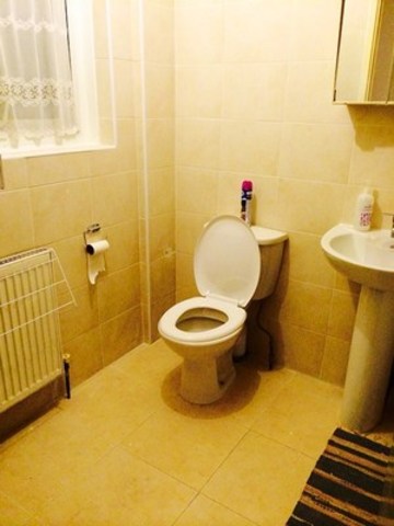  Image of 3 bedroom Terraced house to rent in Parr Road London E6 at PARR ROAD  EAST HAM, E6 1QH