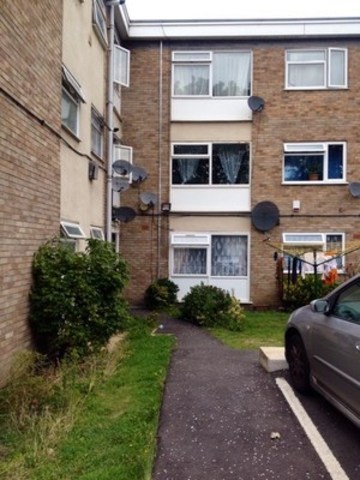  Image of 3 bedroom Flat to rent in Pawsey Close London E13 at PAWSEY CLOSE  PLAISTOW, E13 0PX
