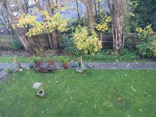 Image of 2 bedroom Flat to rent in Bishop Asbury Crescent Great Barr Birmingham B43 at Peartree Court Bishop Asbury Crescent Great Barr, Birmingham, B43 6HL