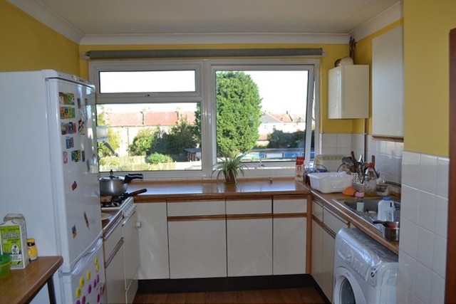  Image of 2 bedroom Flat to rent in Percy Road Seven Kings Ilford IG3 at Percy Road  Goodmayes, IG3 8UA