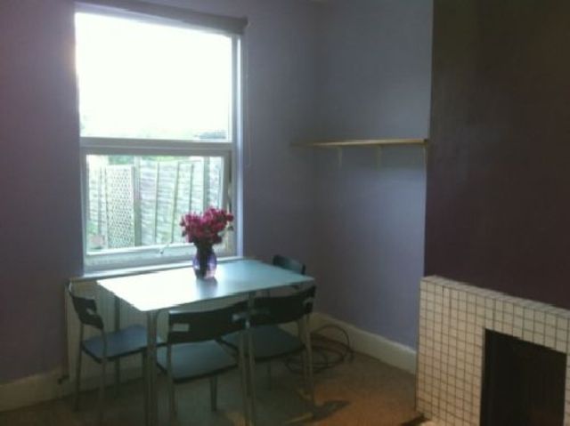  Image of 4 bedroom House Share to rent in Pershore Road Selly Park Birmingham B29 at Selly Park West Midlands Selly Park, B29 7LS