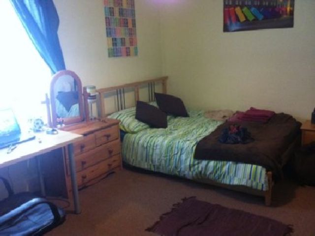  Image of 4 bedroom House Share to rent in Pershore Road Selly Park Birmingham B29 at Selly Park West Midlands Selly Park, B29 7LS
