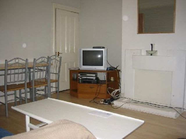  Image of 6 bedroom House Share to rent in Pershore Road Selly Park Birmingham B29 at B29 7PX  Selly Park, B29 7PX