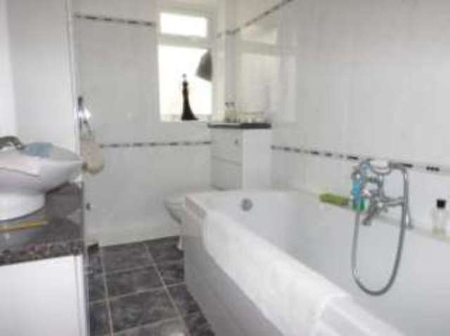 Image of 3 bedroom Bungalow for sale in Tyes Orchard Plymtree Cullompton EX15 at Plymtree Cullompton Plymtree, EX15 2JT