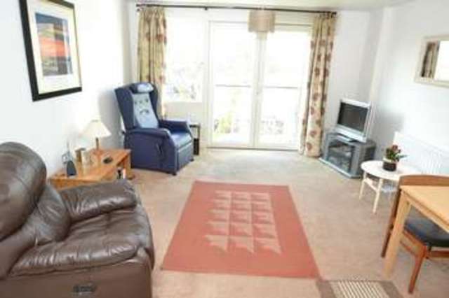  Image of 2 bedroom Flat for sale in High Street Poole BH15 at 41 High Street  Poole, BH15 1EG