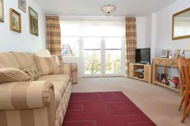 Image of 2 bedroom Flat for sale in High Street Poole BH15 at 41 High Street  Poole, BH15 1EG