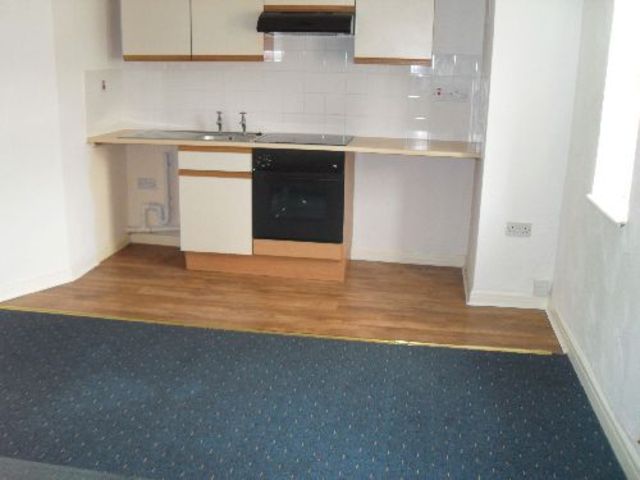  Image of 4 bedroom House Share to rent in Poole Crescent Harborne Birmingham B17 at Harborne West Midlands Harborne, B17 0PB