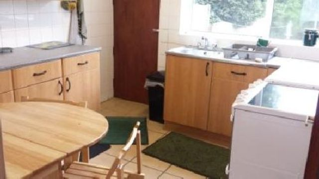  Image of 4 bedroom House Share to rent in Poole Crescent Harborne Birmingham B17 at B17 0PD  Harborne, B17 0PD