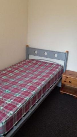  Image of 4 bedroom House Share to rent in Poole Crescent Harborne Birmingham B17 at B17 0PD  Harborne, B17 0PD