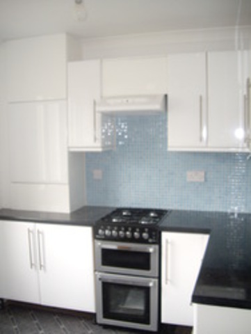  Image of 2 bedroom Detached house to rent in Powell Gardens Dagenham RM10 at Powell Gardens  Dagenham, RM10 8QL