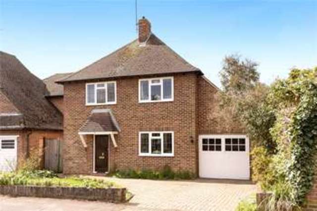  Image of 3 bedroom Detached house for sale in Priest Avenue Wokingham RG40 at Wokingham Berkshire Wokingham, RG40 2LT