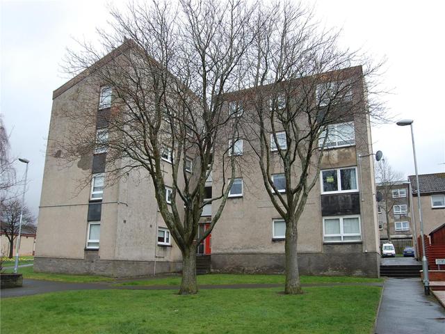  Image of 2 bedroom Flat to rent in Primrose Crescent Motherwell ML1 at Motherwell North Lanarkshire North Lanarkshire, ML1 2RF