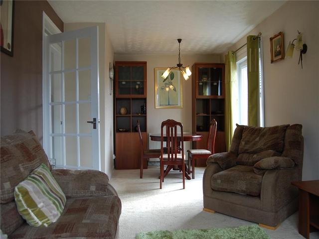  Image of 2 bedroom Flat to rent in Primrose Crescent Motherwell ML1 at Motherwell North Lanarkshire North Lanarkshire, ML1 2RF