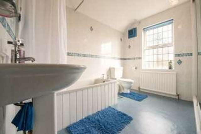  Image of 3 bedroom Semi-Detached house for sale in Puller Road Hemel Hempstead HP1 at Puller Road  Hemel Hempstead, HP1 1QN