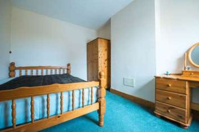  Image of 3 bedroom Semi-Detached house for sale in Puller Road Hemel Hempstead HP1 at Puller Road  Hemel Hempstead, HP1 1QN