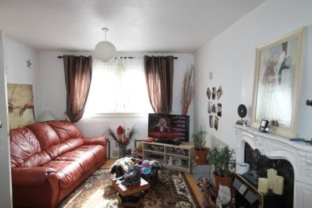  Image of 3 bedroom Flat to rent in Queen Mary Street Glasgow G40 at Bridgeton Glasgow Glasgow, G40 3DG