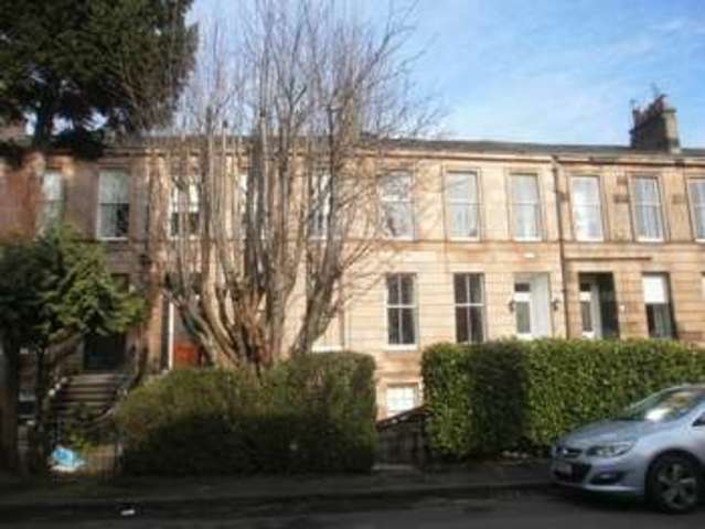  Image of 2 bedroom Flat for sale in Queen Square Glasgow G41 at Queen Square  Glasgow, G41 2AZ