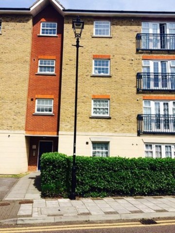  Image of 2 bedroom Flat to rent in Queensberry Place London E12 at QUEENSBURY PLACE  MANOR PARK, E12 6UW
