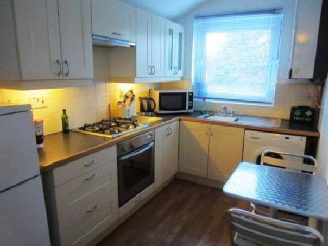  Image of 1 bedroom House Share to rent in Raddlebarn Road Selly Oak Birmingham B29 at Selly Oak West Midlands Selly Oak, B29 6HQ