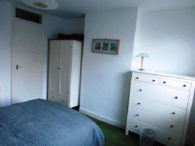  Image of 1 bedroom House Share to rent in Raddlebarn Road Selly Oak Birmingham B29 at Selly Oak West Midlands Selly Oak, B29 6HQ
