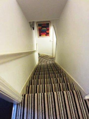  Image of 1 bedroom House Share to rent in Raddlebarn Road Selly Oak Birmingham B29 at Selly Oak West Midlands Selly Oak, B29 6HQ