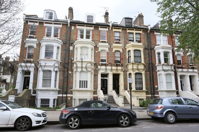  Image of 2 bedroom Flat to rent in Randolph Avenue London W9 at Randolph Avenue Array Maida Vale, W9 1DJ