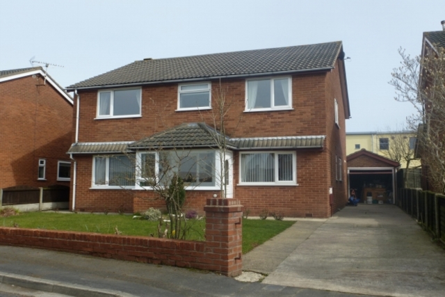  Image of 1 bedroom Apartment to rent in Rawstrone Close Freckleton Preston PR4 at RAWSTRONE CLOSE FRECKLETON PRESTON, PR4 1PR