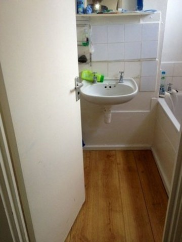  Image of 4 bedroom Maisonette for sale in Ray Lodge Road Woodford Green IG8 at RAY LODGE ROAD WOODFORD Woodford, IG8 7PB
