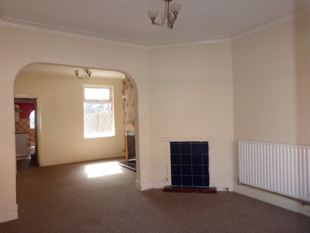  Image of 2 bedroom Terraced house to rent in Reddings Lane Tyseley Birmingham B11 at REDDINGS LANE  BIRMINGHAM, B11 3EX