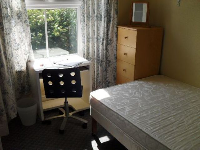  Image of 3 bedroom House Share to rent in Reservoir Retreat Edgbaston Birmingham B16 at Edgbaston West Midlands Edgbaston, B16 9EH
