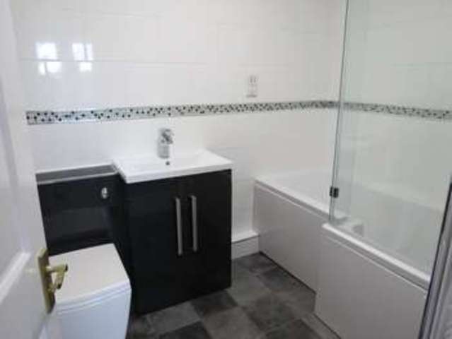  Image of 2 bedroom Flat to rent in Riverdale Gardens Boston Spa Wetherby LS23 at Boston Spa Wetherby Wetherby, LS23 6DZ