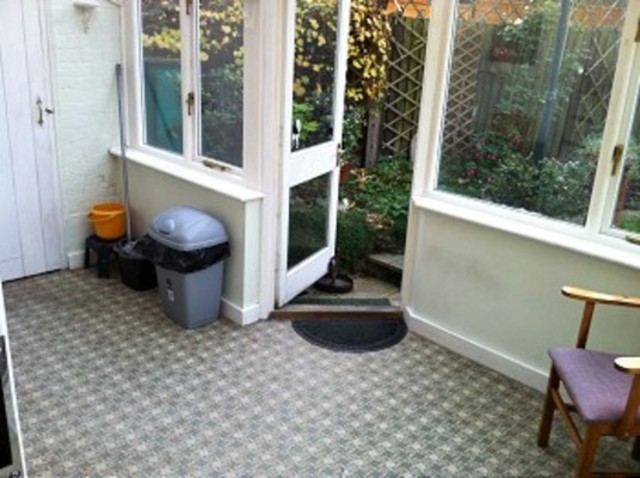  Image of 3 bedroom Detached house to rent in Riverway London N13 at Riverway  Palmers Green, N13 5JY