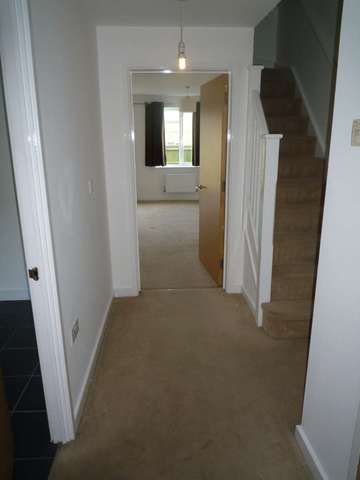 Image of 3 bedroom Terraced house to rent in Robinson Way Northfleet Gravesend DA11 at Robinson Way  Gravesend, DA11 9AB