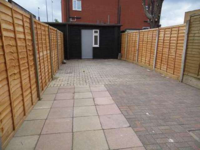  Image of 5 bedroom Town House for sale in Roman Road London E6 at Roman Road East Ham London, E6 3RY
