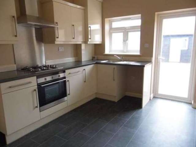  Image of 4 bedroom Terraced house for sale in Roman Road London E6 at Roman Road East Ham London, E6 3RY