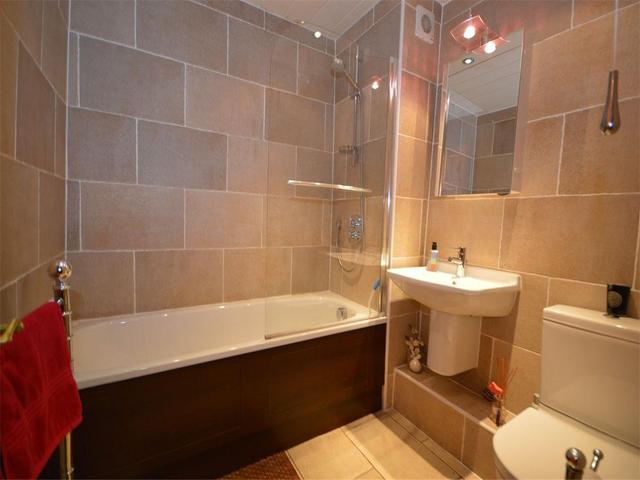  Image of 1 bedroom Flat to rent in Roseburn Street Edinburgh EH12 at Roseburn Edinburgh Edinburgh, EH12 5PN