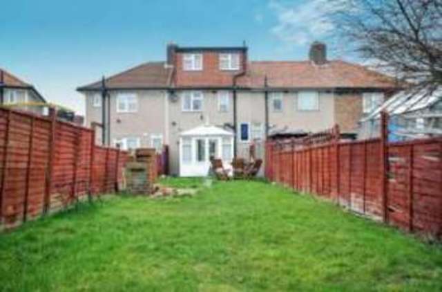  Image of 3 bedroom Detached house for sale in Roundtable Road Downham Bromley BR1 at Bromley  Bromley, BR1 5LE