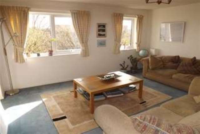  Image of 2 bedroom Flat to rent in Rownham Mead Bristol BS8 at Bristol, BS8 4YE