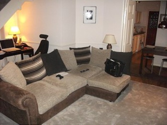  Image of 3 bedroom End of Terrace to rent in Rugby Road Dagenham RM9 at Rugby Road  Dagenham, RM9 4AH