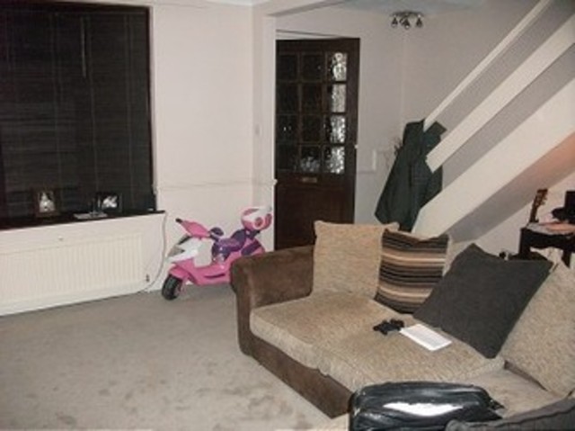  Image of 3 bedroom End of Terrace to rent in Rugby Road Dagenham RM9 at Rugby Road  Dagenham, RM9 4AH