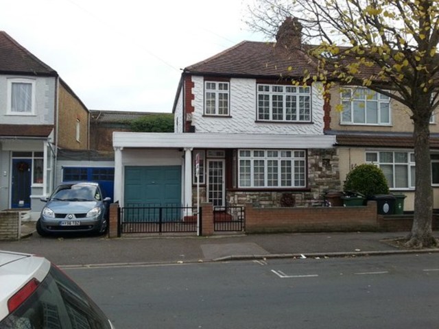  Image of 3 bedroom End of Terrace to rent in Rushcroft Road London E4 at RUSHCROFT RROAD  CHINGFORD, E4 8SG