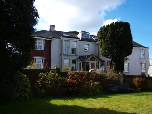  Image of 1 bedroom Flat for sale in Saltash PL12 at Cedar Court  Saltash, PL12 6DQ
