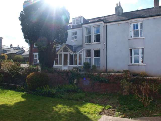  Image of 1 bedroom Flat for sale in Saltash PL12 at Cedar Court  Saltash, PL12 6DQ