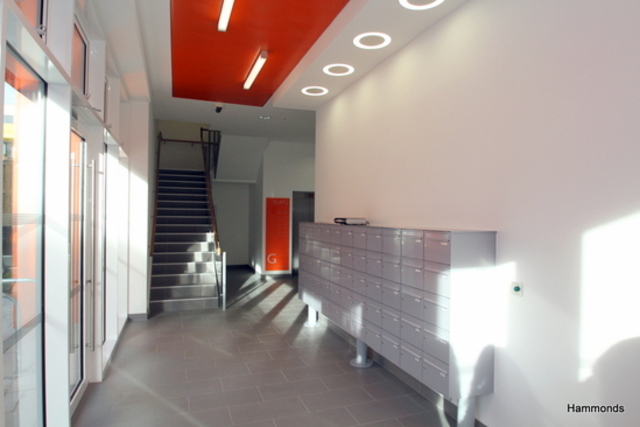  Image of 1 bedroom Flat to rent in Trafalgar Gardens London E1 at Sculpture Apartments Vivo Development London, E1 3FW