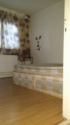  Image of 1 bedroom Ground Flat to rent in Sebert Road London E7 at SEBERT ROAD  FOREST GATE, E7 0NQ