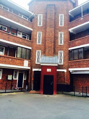  Image of 3 bedroom Flat to rent in Coate Street London E2 at SEBRIGHT HOUSE COATE STREET BETHNAL GREEN, E2 9AD