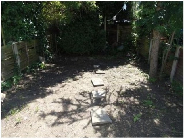 Image of 2 bedroom Terraced house to rent in Seymour Gardens Cranbrook Ilford IG1 at SEYMOUR GARDENS  ILFORD, IG1 3LN
