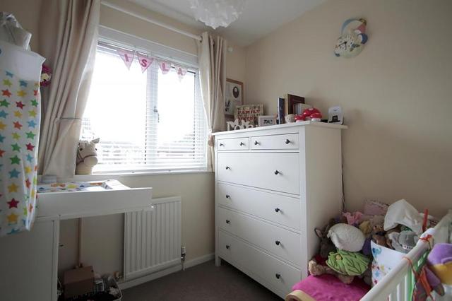  Image of 3 bedroom Terraced house to rent in Shaw Drive Walton-on-Thames KT12 at Walton-On-Thames, KT12 2LP
